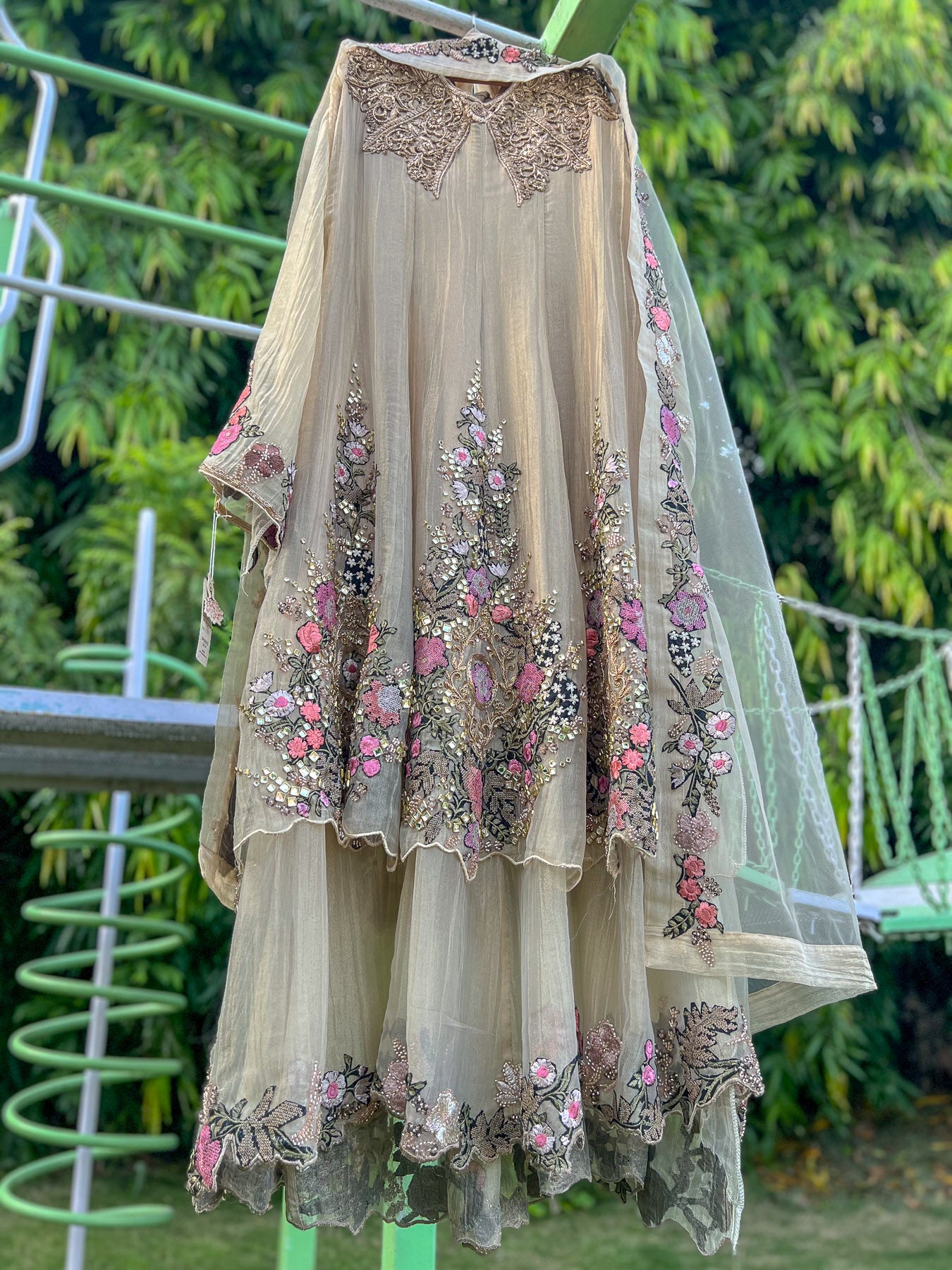 Gold Salsa Double Layer Frame Zari Anarkali