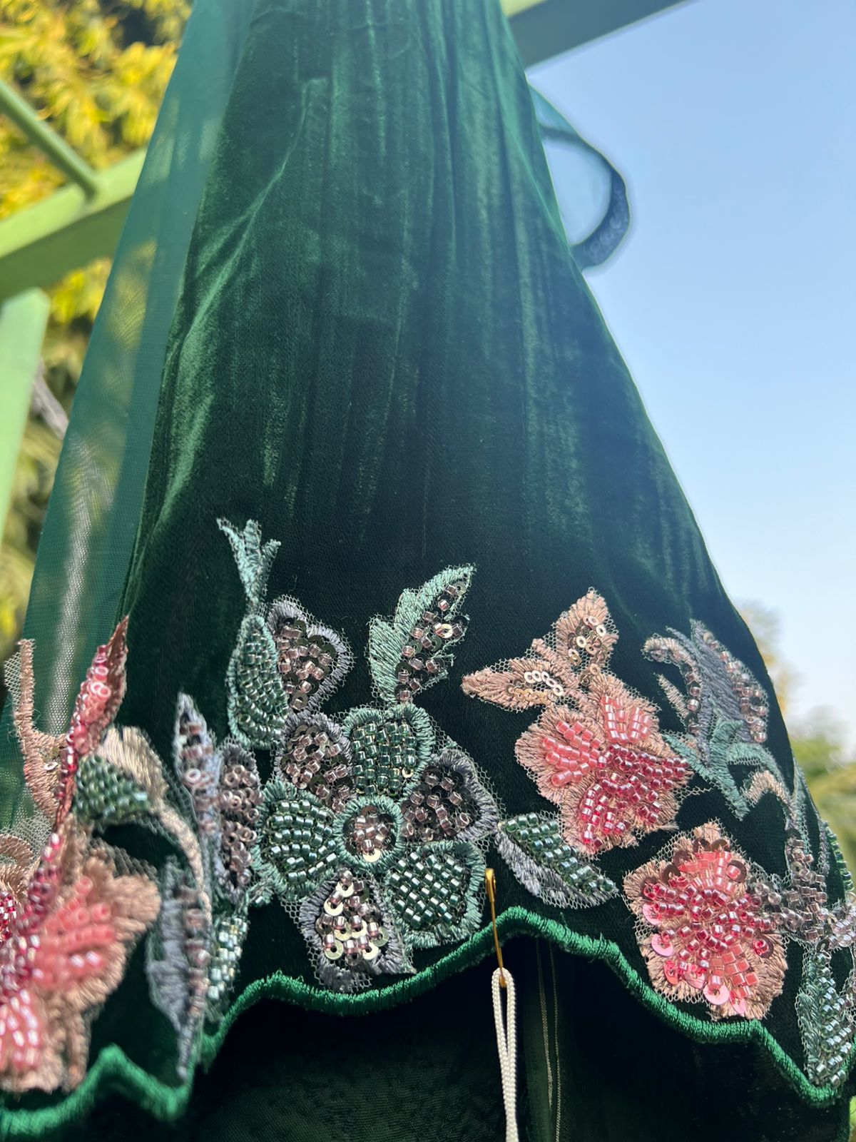 Emerald Crush Velvet Ruby Rose