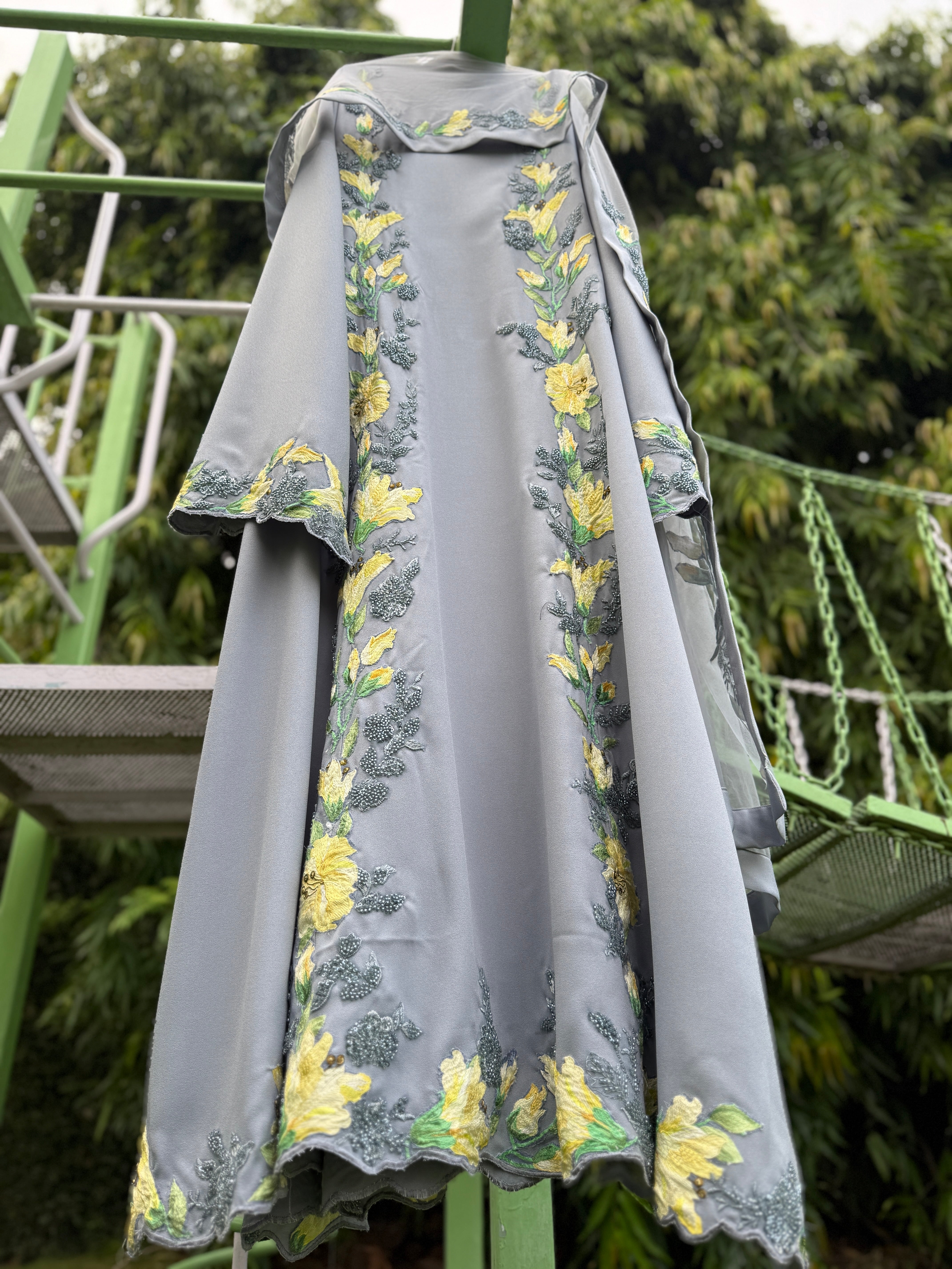Grey Double Georgette Yellow Aline