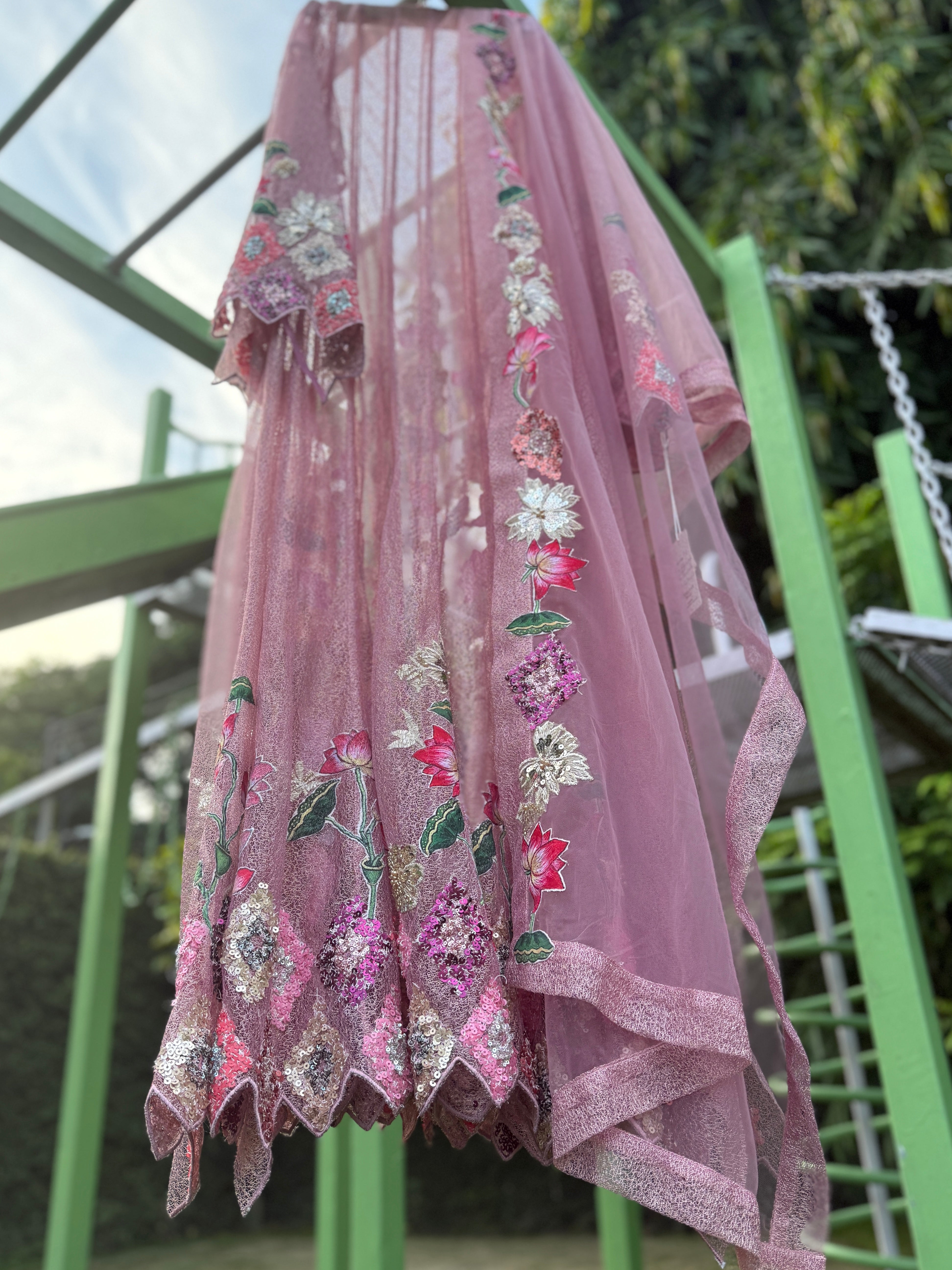 Pink Mesh Lotus Diamond Anarkali