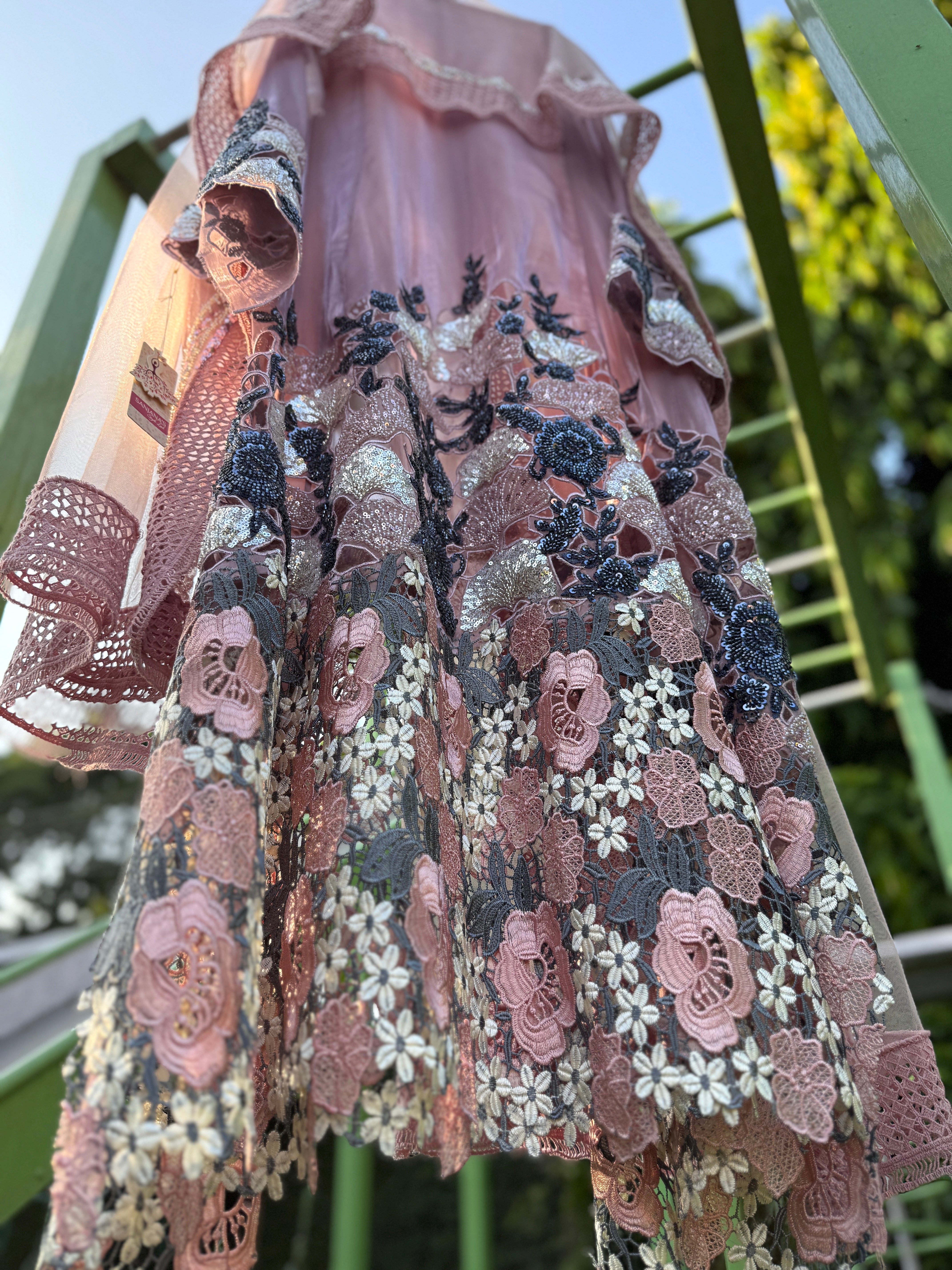 Dusky Pink Grey Filigree