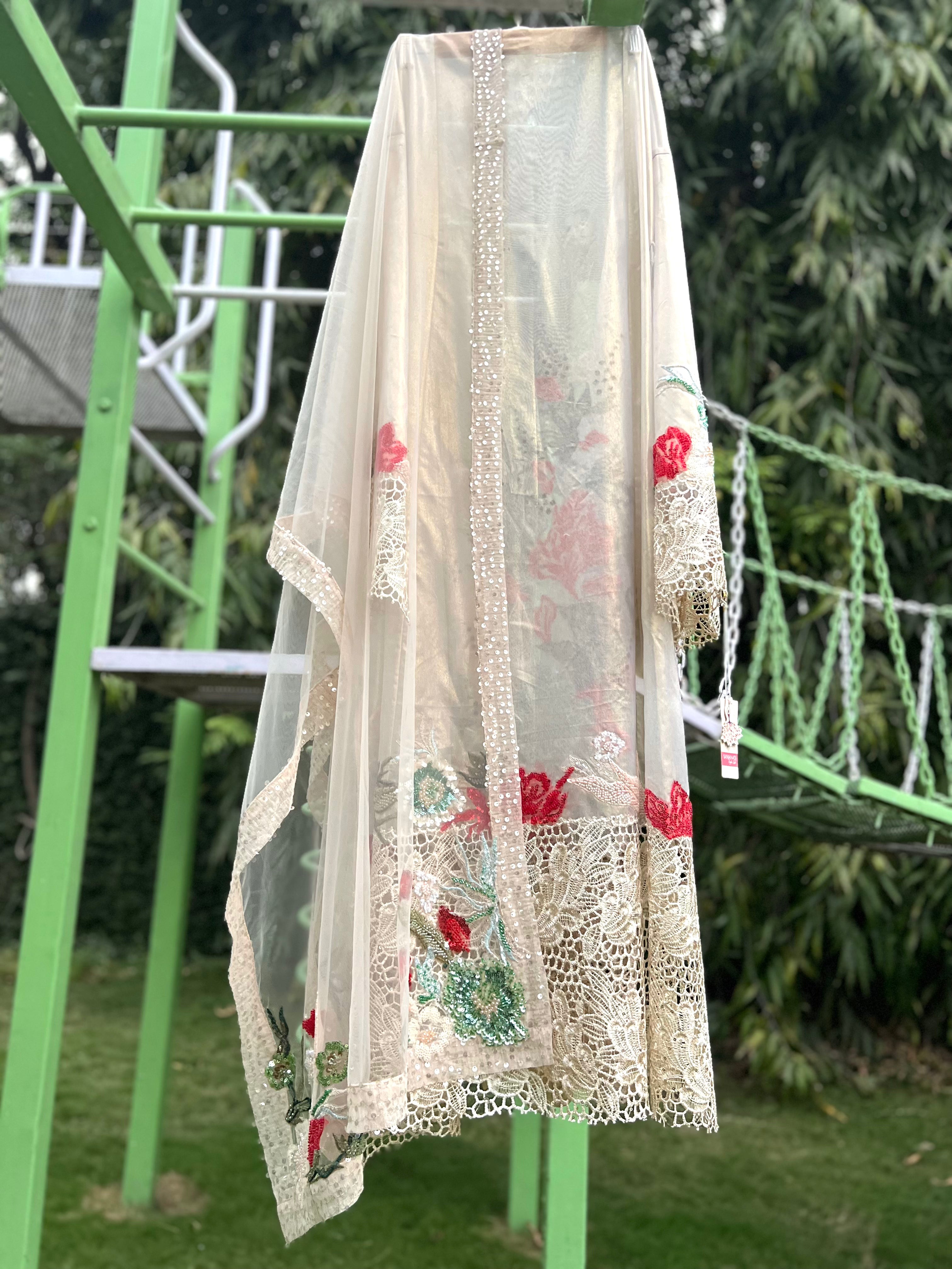 Offwhite Gold Foil Lace Multi Aline